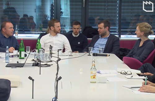 Fördert die Reportage Übertreibung und Betrug? Workshop 334